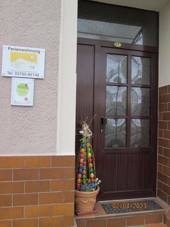 Zentrale-Ruhige Ferienwohnung Райхенбах-им-Фогтланд Экстерьер фото